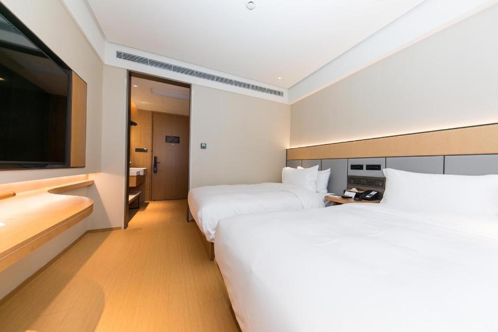Ji Hotel Shanghai Xujiahui Esterno foto