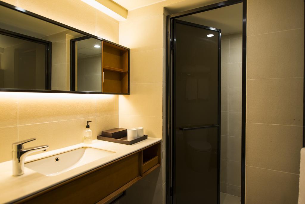 Ji Hotel Shanghai Xujiahui Esterno foto