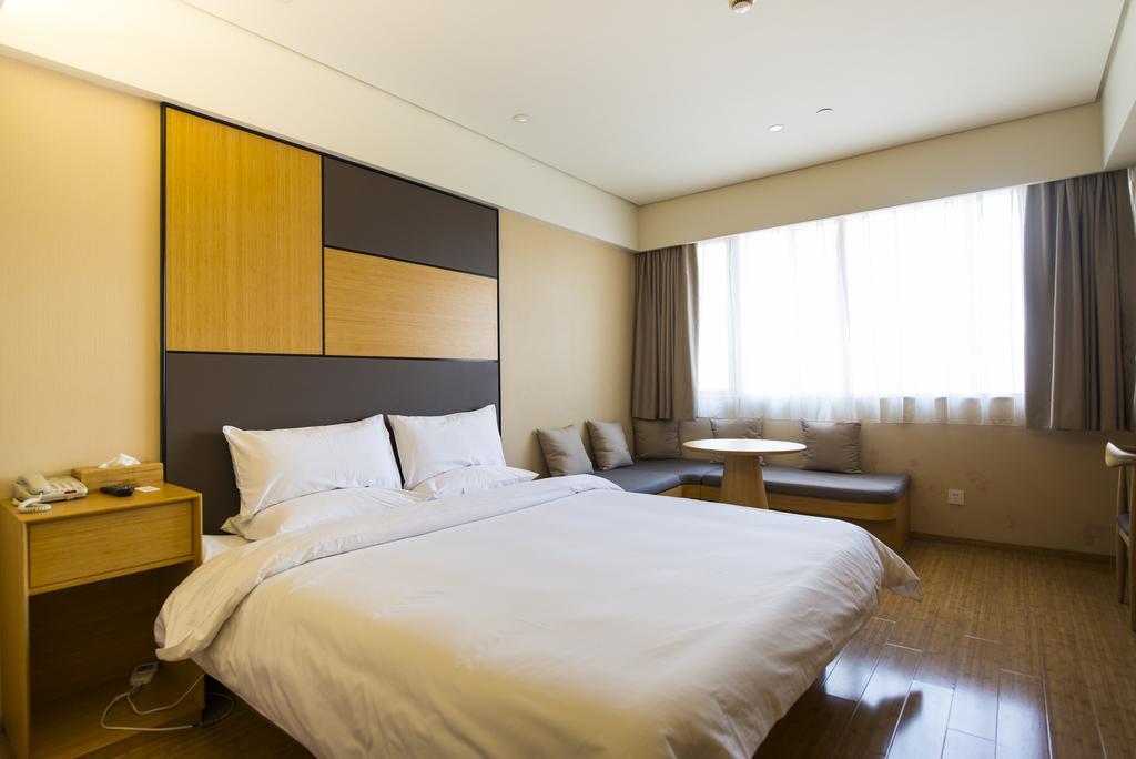 Ji Hotel Shanghai Xujiahui Esterno foto